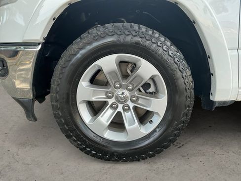 Used 2020 RAM 1500 Laramie AWD/4WD image 9