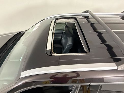 Certified 2022 Toyota Highlander XLE image 14