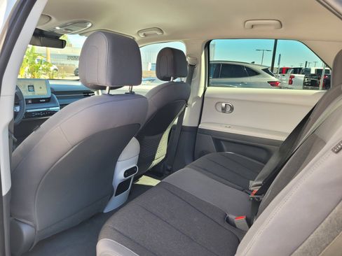 Used 2024 Hyundai Ioniq 5 SEL RWD image 15