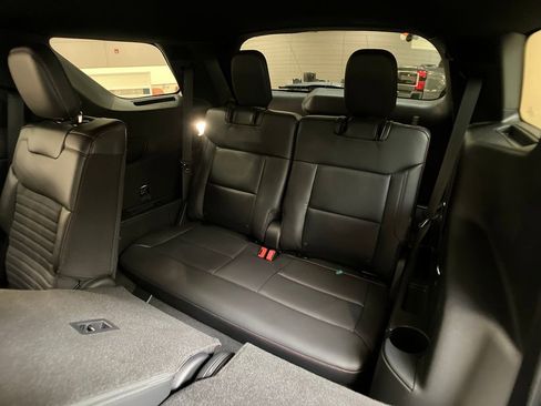 New 2025 Ford Explorer ST-Line w/ Premium Package image 28