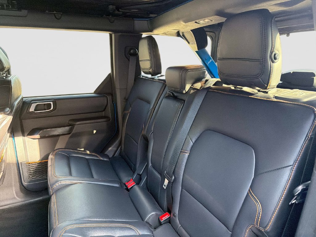 Used 2024 Ford Bronco Badlands AWD/4WD image 15
