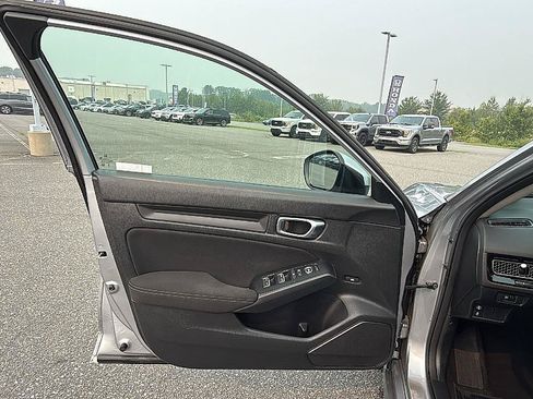 Used 2023 Honda Civic LX image 24