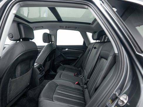 Certified 2023 Audi Q5 2.0T Premium w/ Convenience Package AWD/4WD image 18