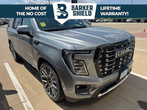 Used 2025 GMC Yukon Denali Ultimate AWD/4WD image 1