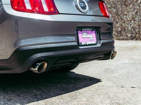 Used 2011 Ford Mustang GT Premium w/ Comfort Pkg RWD image 30