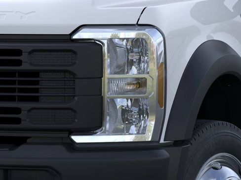 New 2026 Ford F550 2WD Regular Cab Super Duty image 18