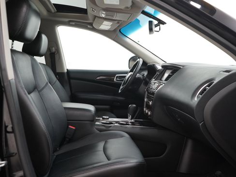 Used 2014 Nissan Pathfinder SL w/ SL Premium Package AWD/4WD image 13
