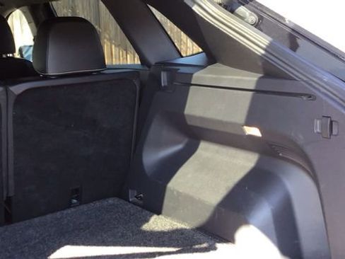 Used 2020 Volkswagen Atlas Cross Sport SE image 10