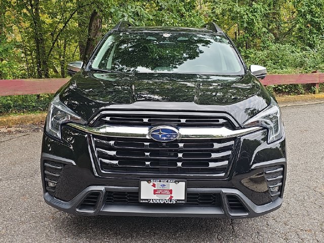 Used 2023 Subaru Ascent Limited w/ Technology Package AWD/4WD image 3