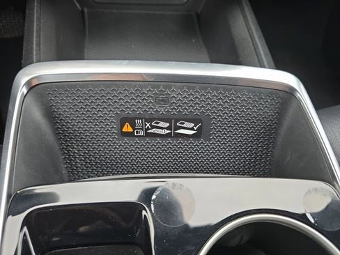 Used 2025 Chevrolet Equinox LT w/ Convenience Package II FWD image 30