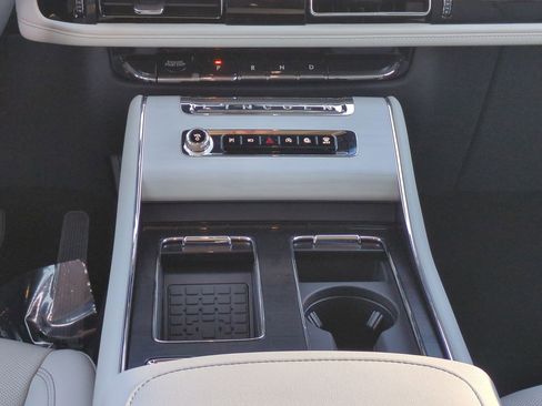 New 2026 Lincoln Aviator Reserve RWD image 19