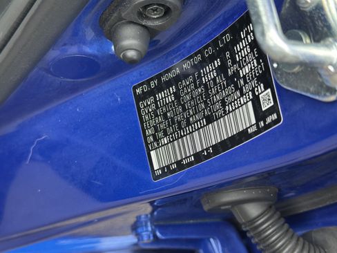 Used 2018 Honda Civic EX-L image 25