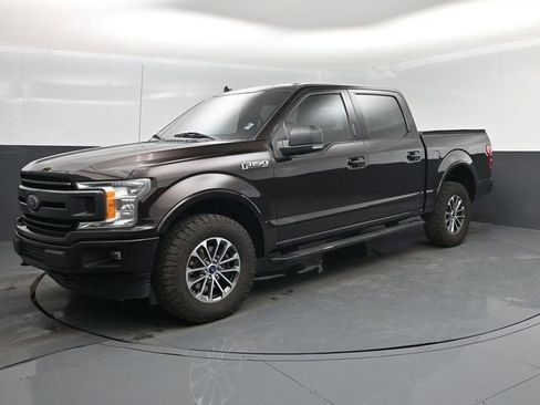 Used 2019 Ford F150 XLT w/ Equipment Group 302A Luxury AWD/4WD image 9