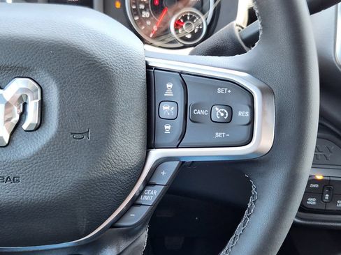 New 2026 RAM 2500 Big Horn AWD/4WD image 18