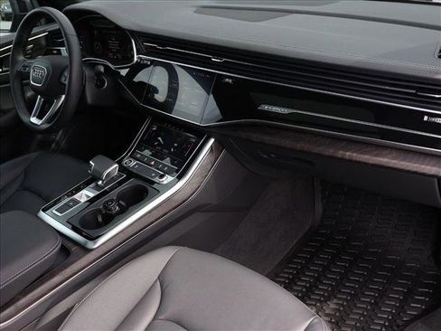 Used 2023 Audi Q8 Premium w/ Black Optic Package AWD/4WD image 28
