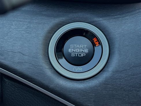 New 2024 Jeep Grand Cherokee Limited 4xe w/ Luxury Tech Group II image 21