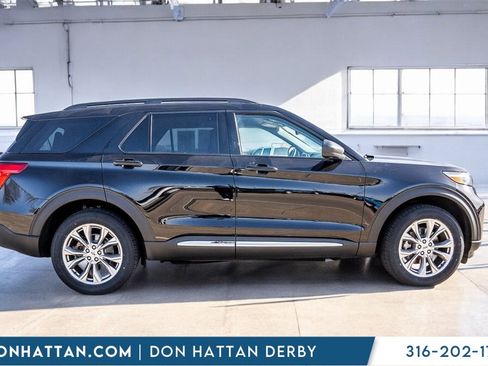 Used 2023 Ford Explorer XLT w/ Equipment Group 202A image 34