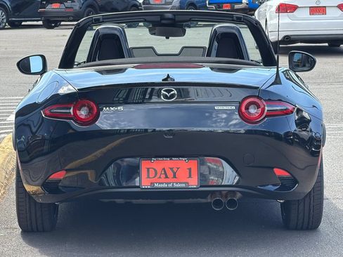 New 2026 MAZDA MX-5 Miata Club RWD image 6