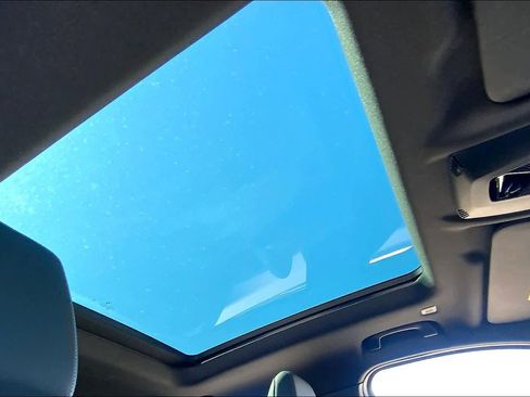 Used 2025 BMW X2 xDrive28i image 13