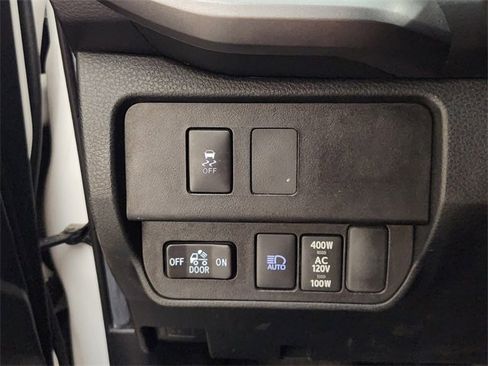 Used 2022 Toyota Tacoma TRD Sport image 21