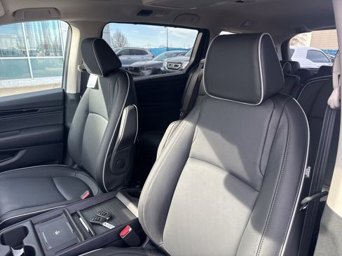 New 2026 Honda Odyssey Touring image 15