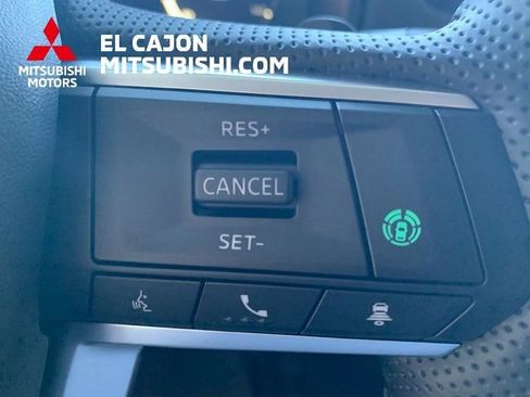 New 2026 Mitsubishi Outlander SEL FWD image 19