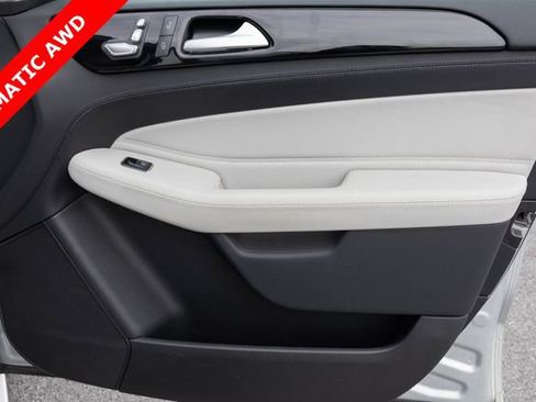 Used 2016 Mercedes-Benz GLE 400 4MATIC image 20