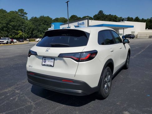 New 2027 Honda HR-V LX image 7