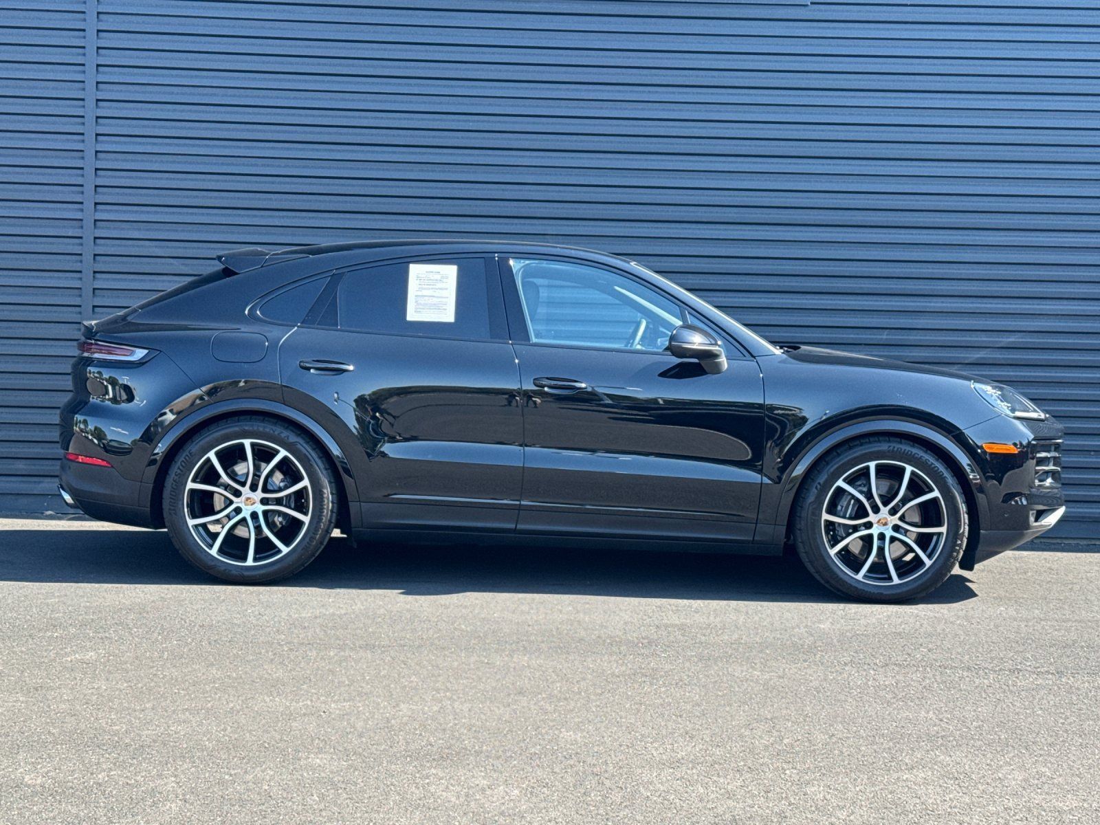 Certified 2026 Porsche Cayenne Coupe AWD/4WD image 9