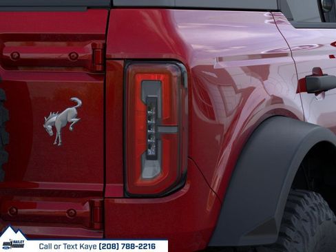 New 2025 Ford Bronco Badlands w/ Sasquatch Package image 55