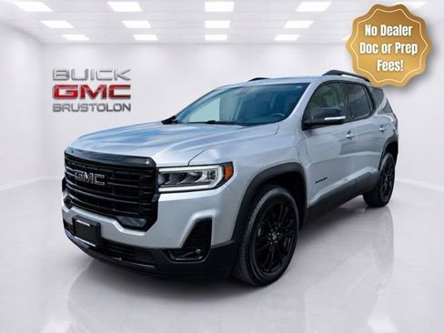 Used 2023 GMC Acadia SLE w/ Driver Convenience Package AWD/4WD image 3