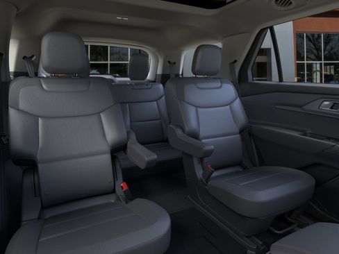 New 2026 Ford Explorer Active w/ Active Comfort Package AWD/4WD image 11