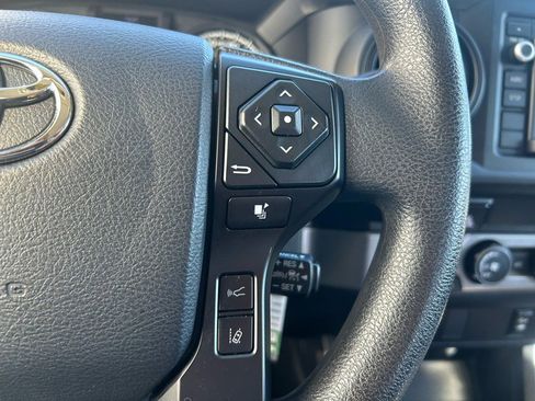 Used 2019 Toyota Tacoma SR image 22