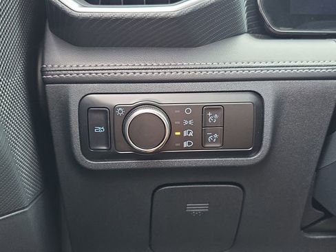 Used 2025 Ford Mustang Premium RWD image 26