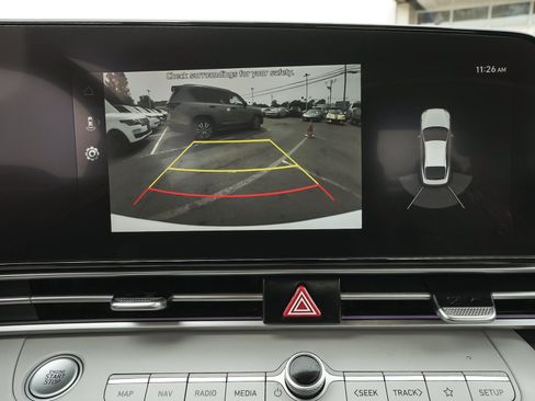 Used 2023 Hyundai Elantra Limited w/ Cargo Package FWD image 30