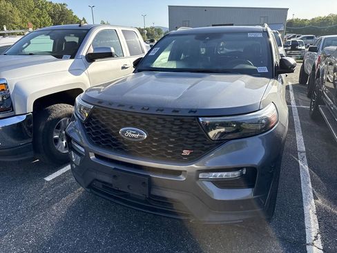Used 2022 Ford Explorer ST w/ Equipment Group 401A image 6
