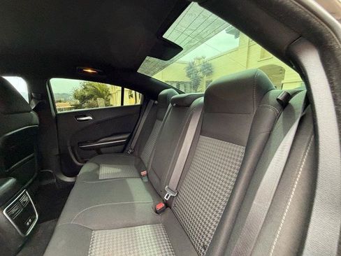 Used 2019 Dodge Charger R/T w/ Driver Confidence Group RWD image 19