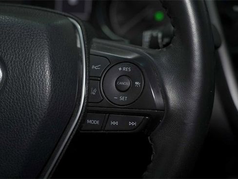 Used 2019 Toyota Camry SE image 20