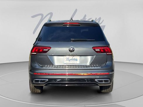 Used 2022 Volkswagen Tiguan SEL R-Line AWD/4WD image 7