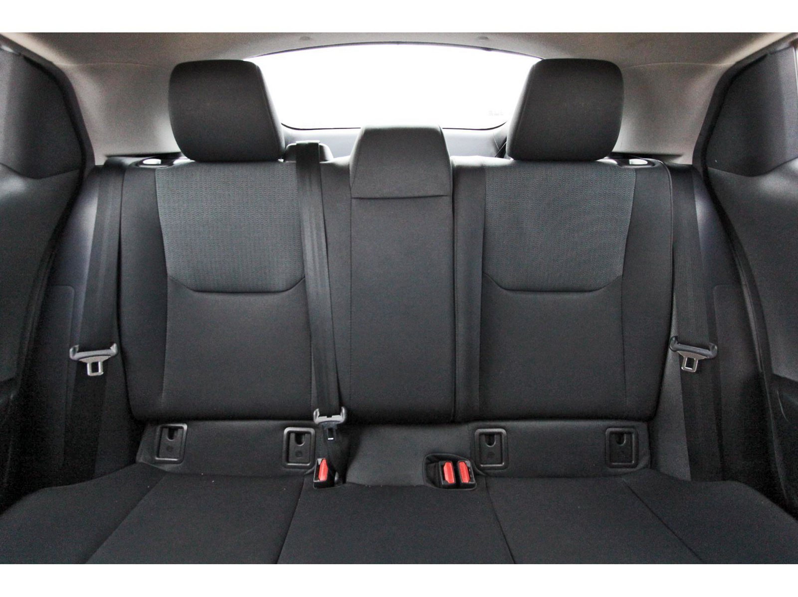Used 2023 Toyota Prius LE FWD image 14