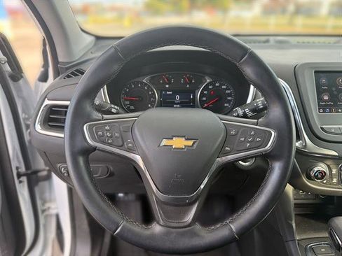 Used 2023 Chevrolet Equinox LT image 34