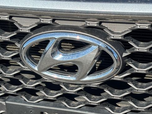 Used 2019 Hyundai Kona Ultimate FWD image 9