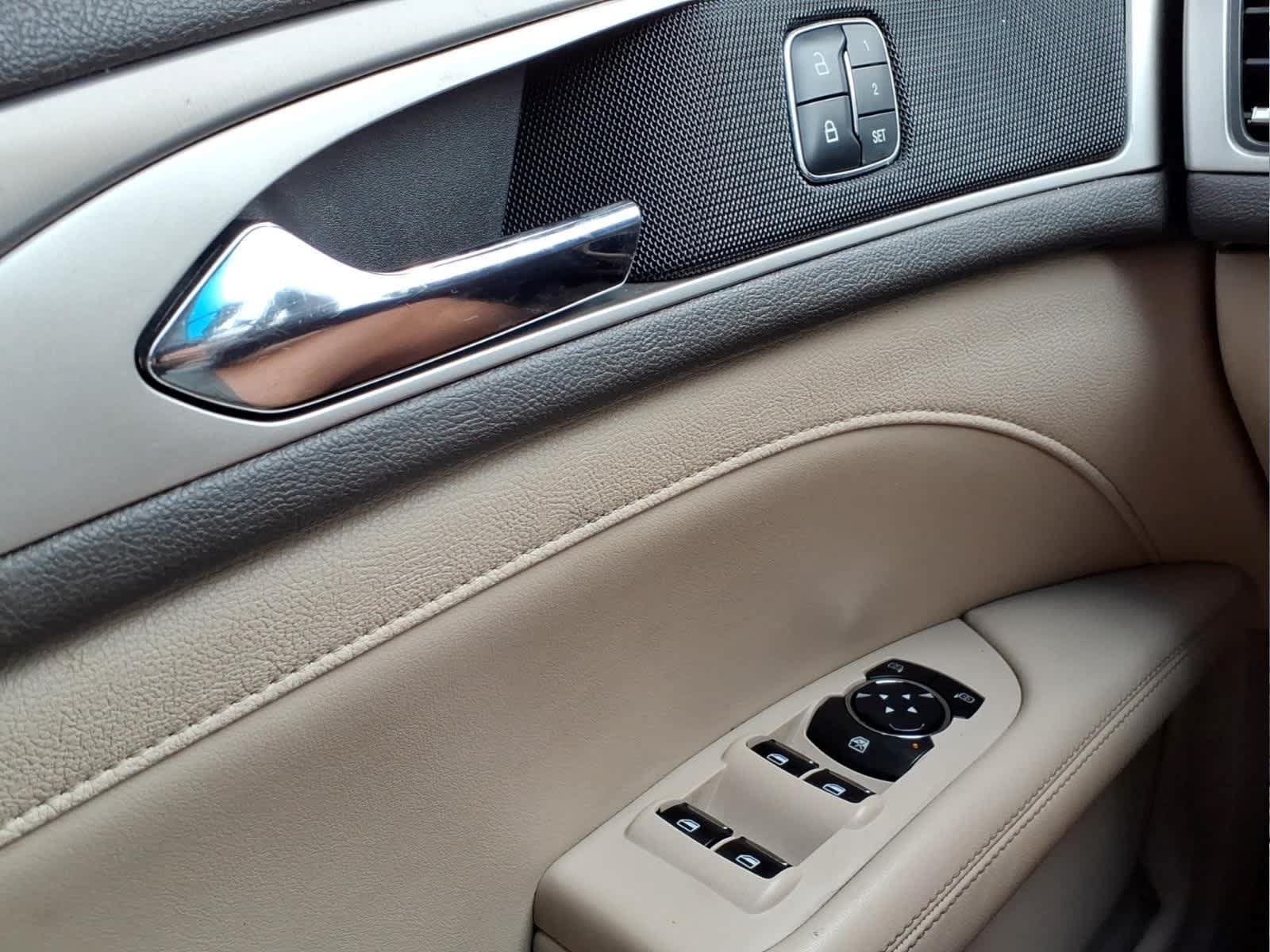 Used 2017 Lincoln MKZ Premiere FWD image 25