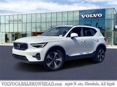 New 2025 Volvo XC40 B5 Core w/ Protection Package Premier