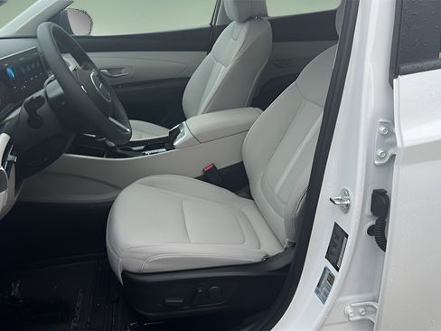 Used 2026 Hyundai Tucson SEL AWD/4WD image 16