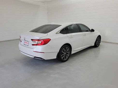 Used 2022 Honda Accord EX-L image 5