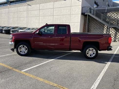 Used 2017 Chevrolet Silverado 1500 LT w/ All Star Edition image 4