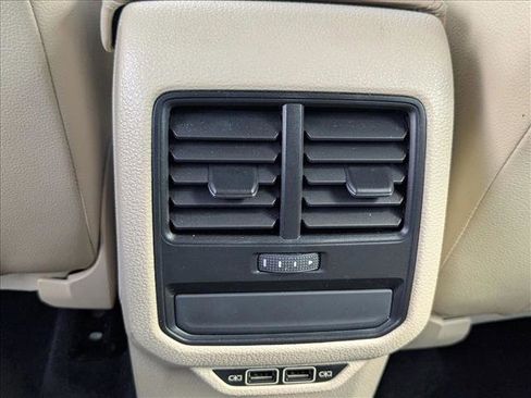 Used 2019 Volkswagen Passat 2.0T Wolfsburg w/ Wheels & Sunroof Package image 17