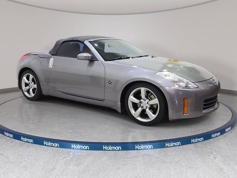 Used 2008 Nissan 350Z Enthusiast RWD image 5