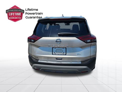 Used 2021 Nissan Rogue SL w/ Premium Package image 9